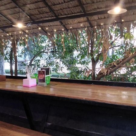 Ecran Riverfront Guesthouse Kampot Εξωτερικό φωτογραφία